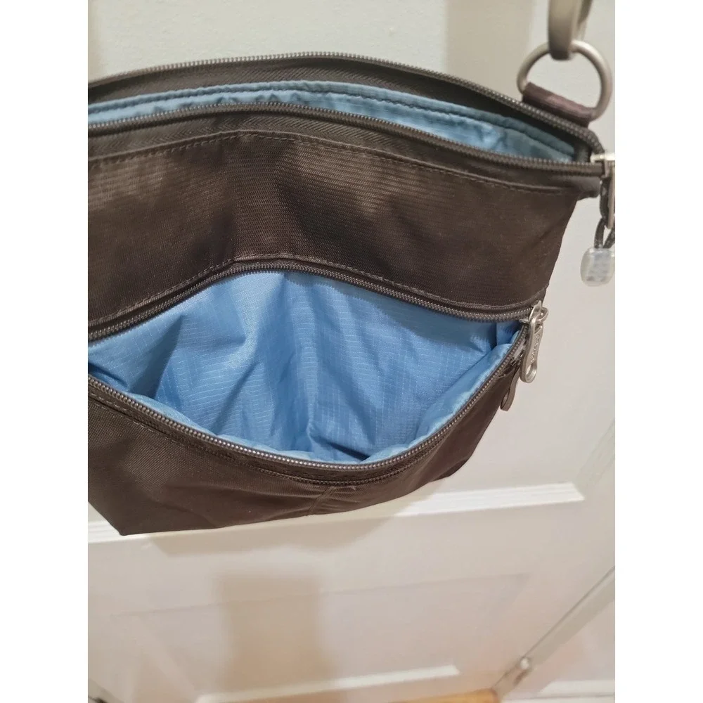 eBags Crossbody / Shoulder Bag Brown